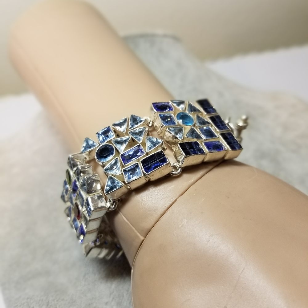EXCELLENT BRACELET NWOT - Picture 2 of 10